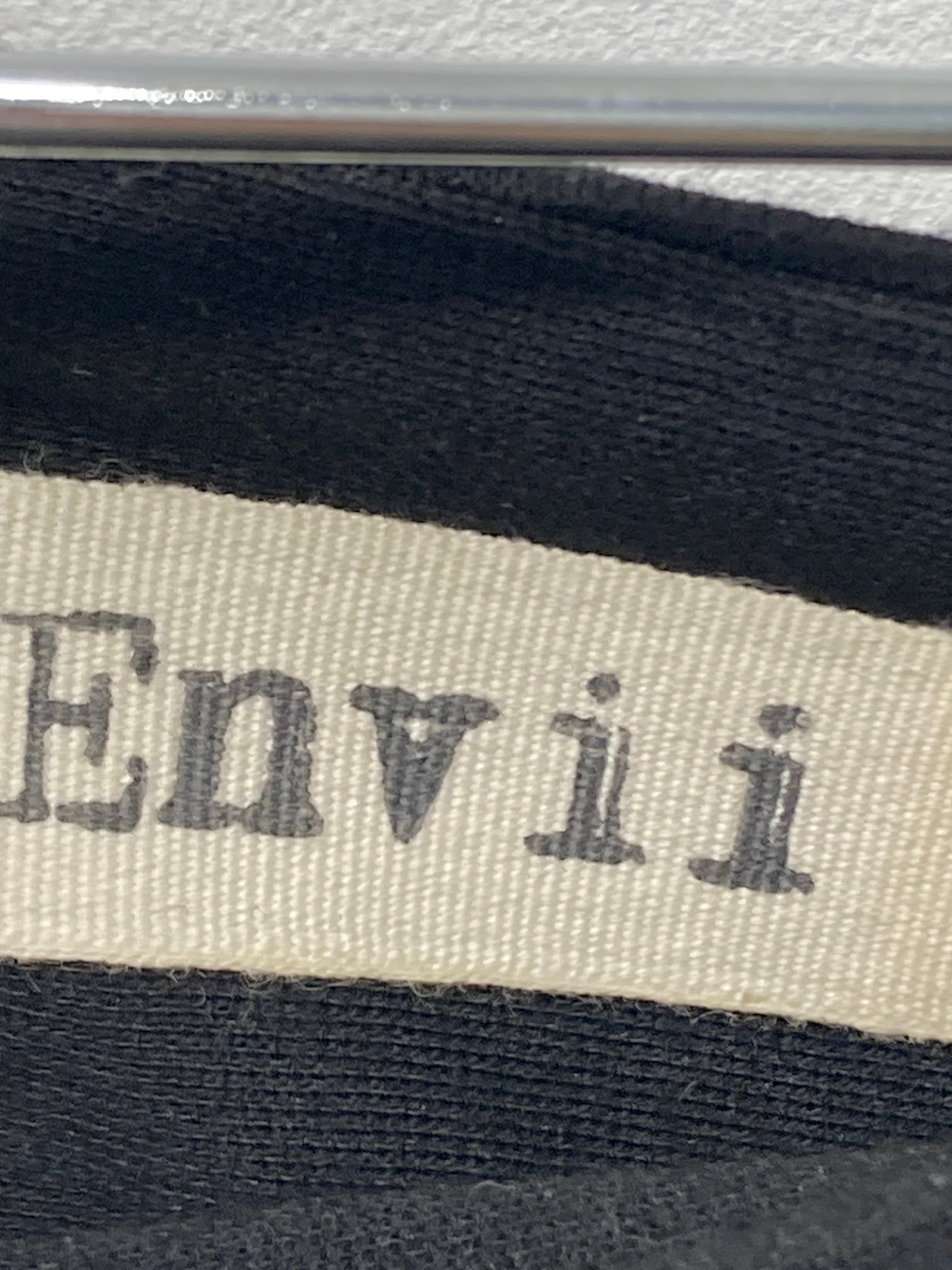 Envii Nederdel